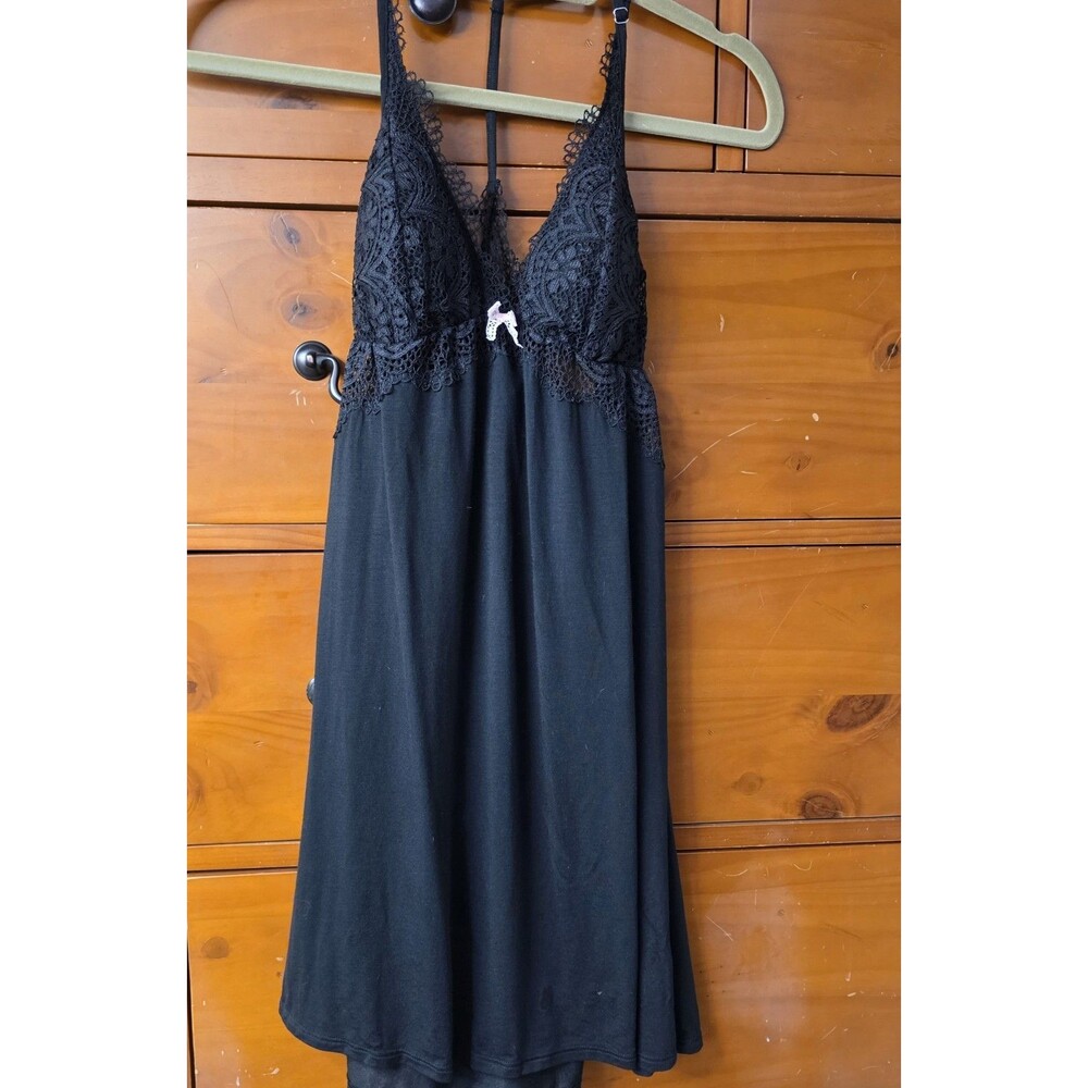 NWT Victoria's Secret Slip Nightie Size Medium Black Lingerie Lace Bow Sultry